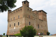 Castello di Grinzane